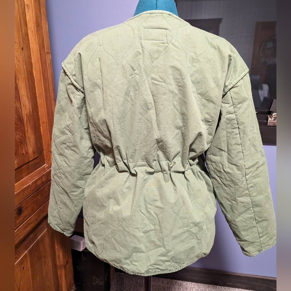 Universal Thread quilted cinch jacket, green Size Medium - Picture 6 of 9